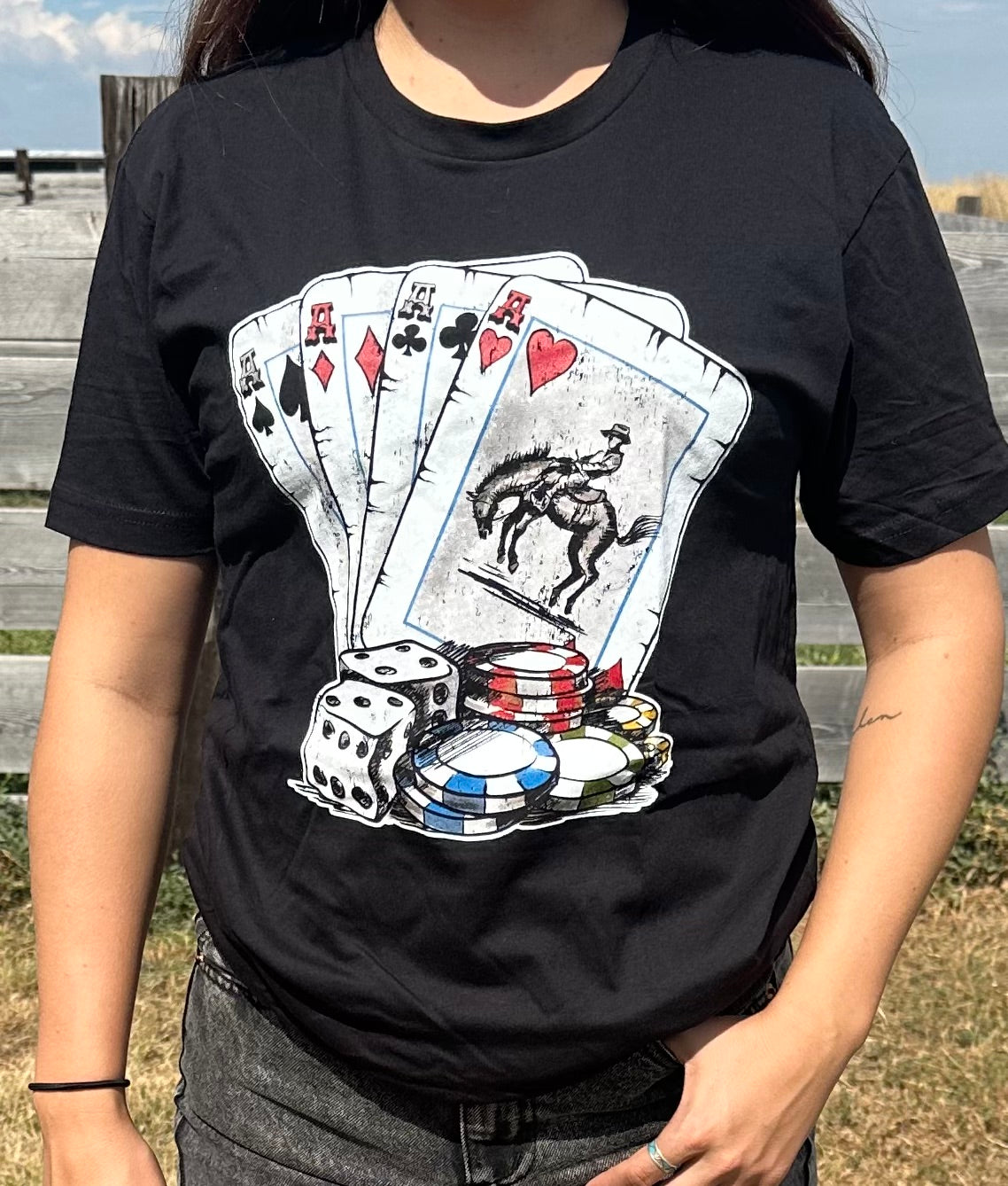 Tee-Holding Aces